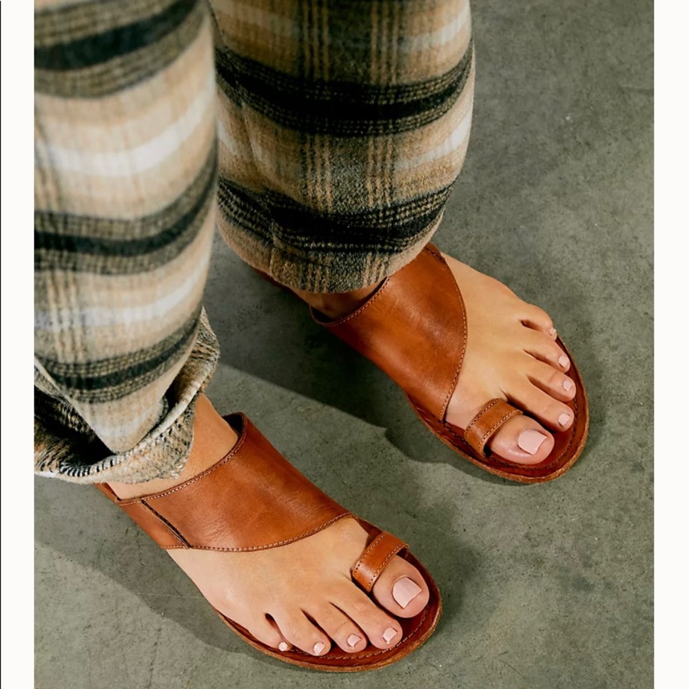 NIB Free People slides